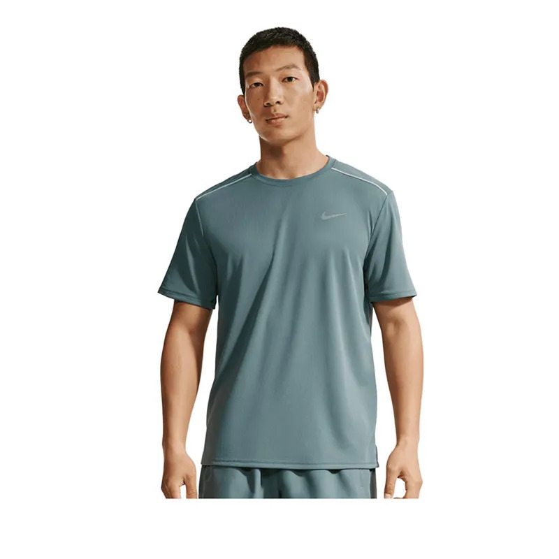 Nike Miler Men's Dri-FIT UV Protection Short-Sleeve Running Top - Green